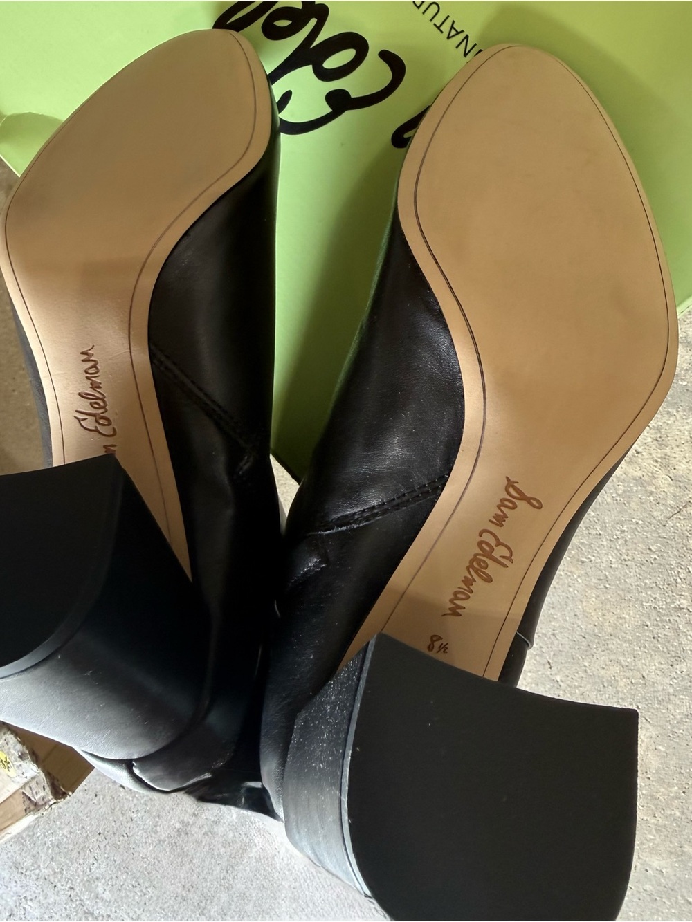 Sam Elderman Signature Collection Donna Bootie - Picture 7 of 10